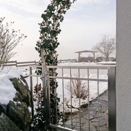 Rankgerüst bzw. -bogen aus Edelstahl
