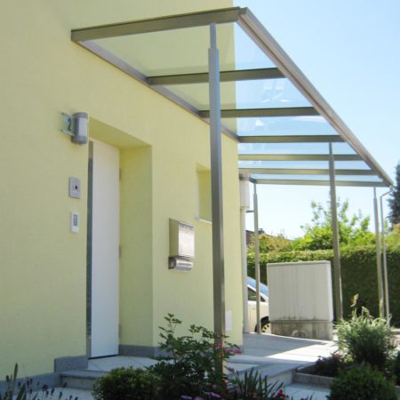 Glasüberdachung