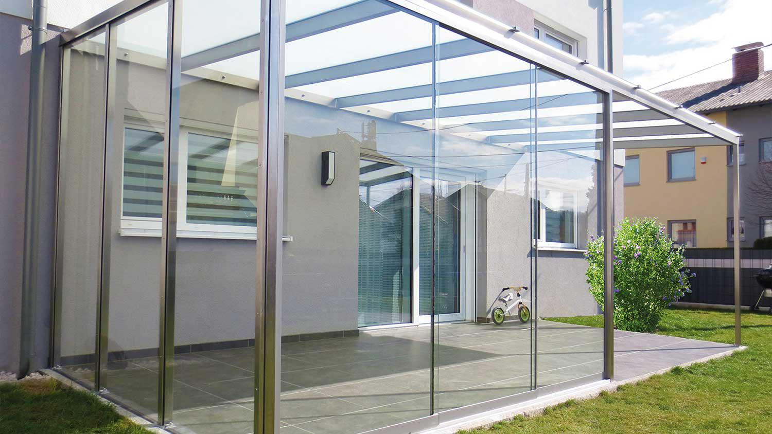 Glasschiebewand und Schiebeverglasung